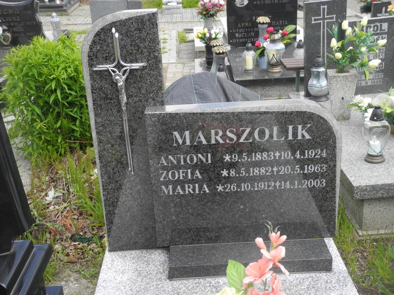 Antoni Marszolik 1883 Rybnik Niedobczyce - Grobonet - Wyszukiwarka osób pochowanych