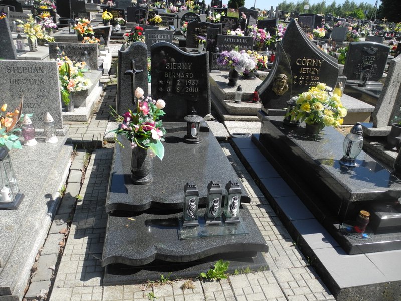 Grób Aniela Sierny